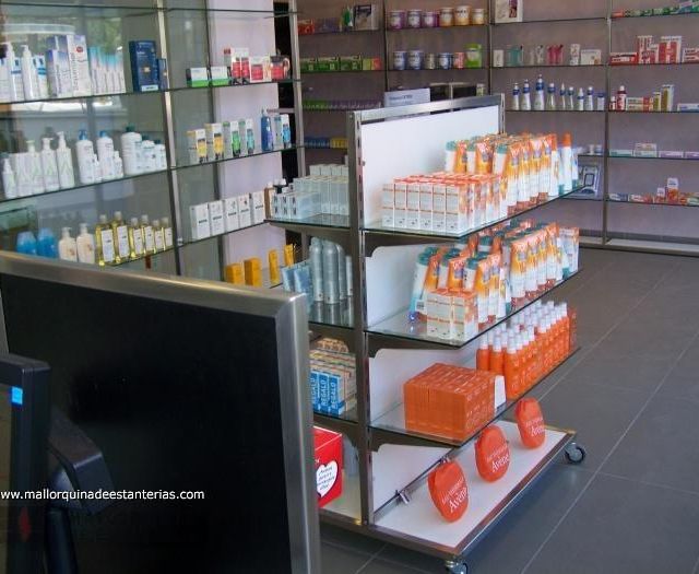 Mallorquina de estanterías estante con farmacia