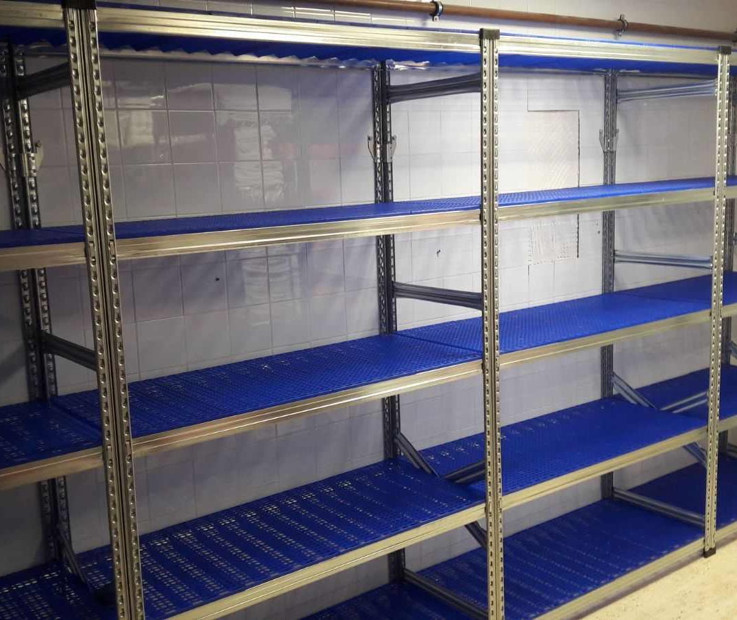 Mallorquina de estanterías Estanterías de Almacén azules